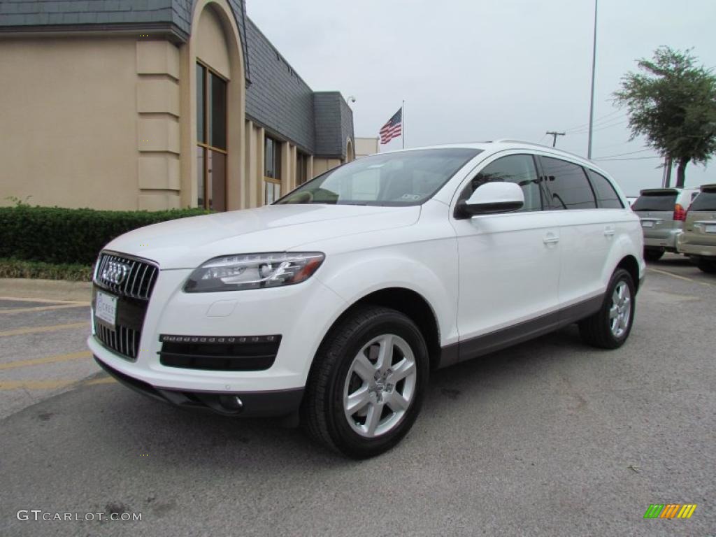 2010 Audi Q7 3.6 Premium Plus quattro Exterior Photos
