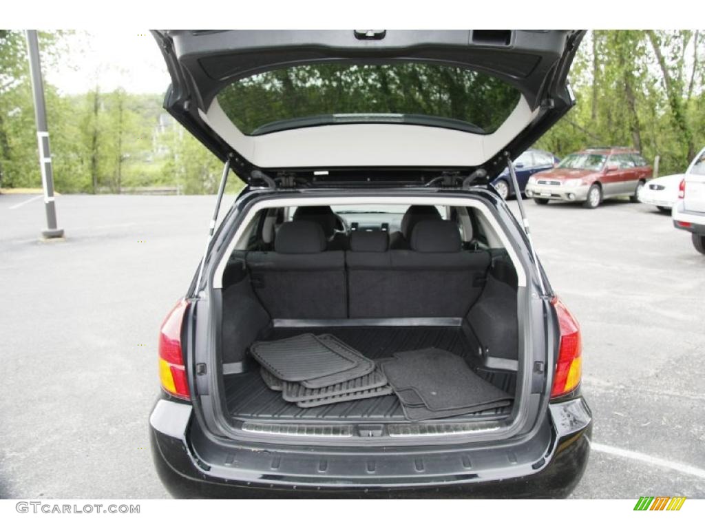 2005 Subaru Legacy 2.5 GT Wagon Trunk Photo #49601125