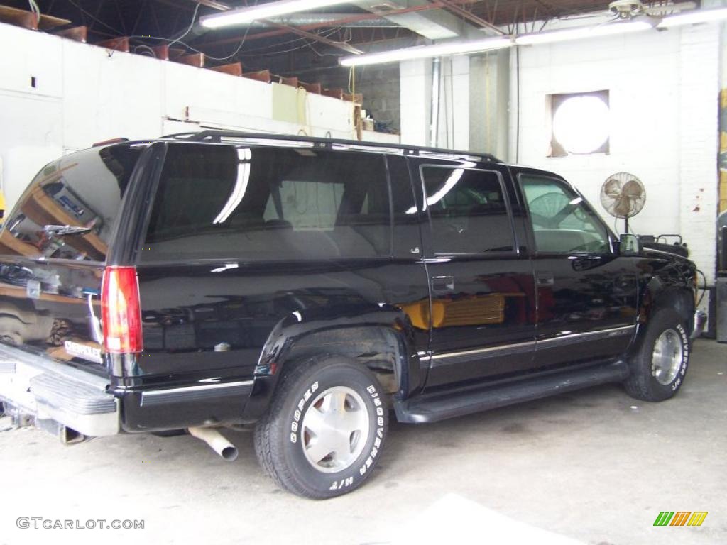 1997 Suburban K1500 LT 4x4 - Onyx Black / Neutral photo #4
