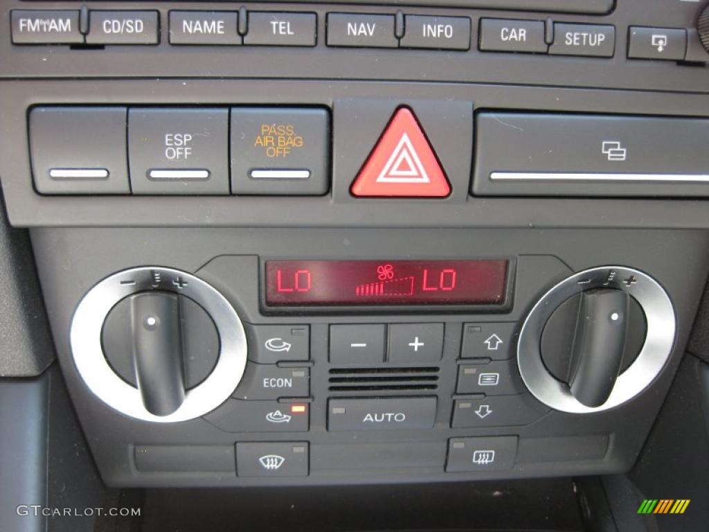 2007 Audi A3 2.0T Controls Photo #49605529