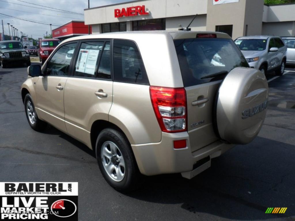 2008 Grand Vitara 4x4 - Sandstorm Metallic / Black photo #5