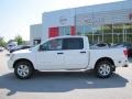 Blizzard White - Titan SV Crew Cab Photo No. 2