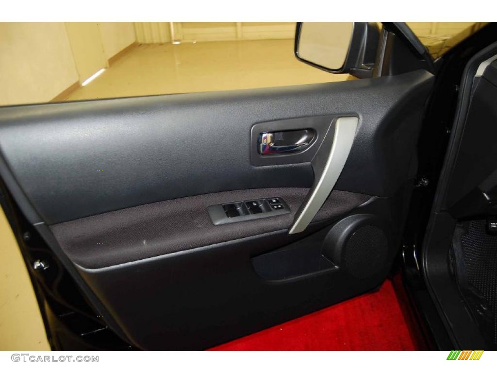2010 Nissan Rogue Krom Edition Black Door Panel Photo #49608088