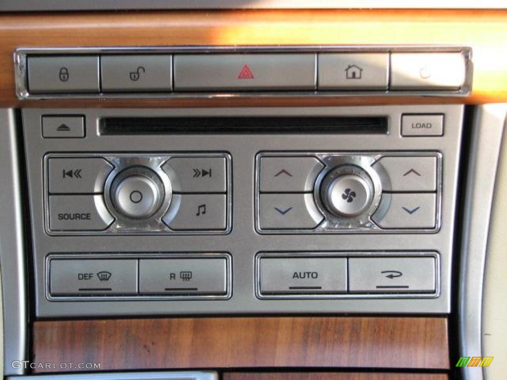 2009 Jaguar XF Luxury Controls Photo #49608658