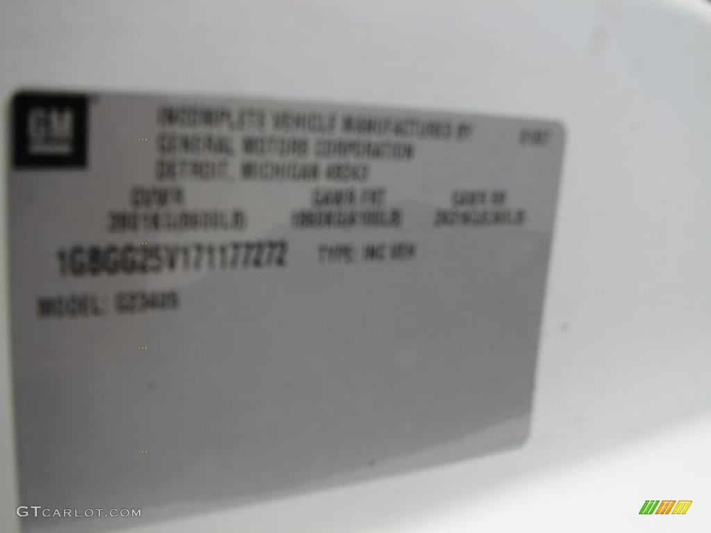 2007 Express 2500 Cargo Van - Summit White / Medium Pewter photo #21