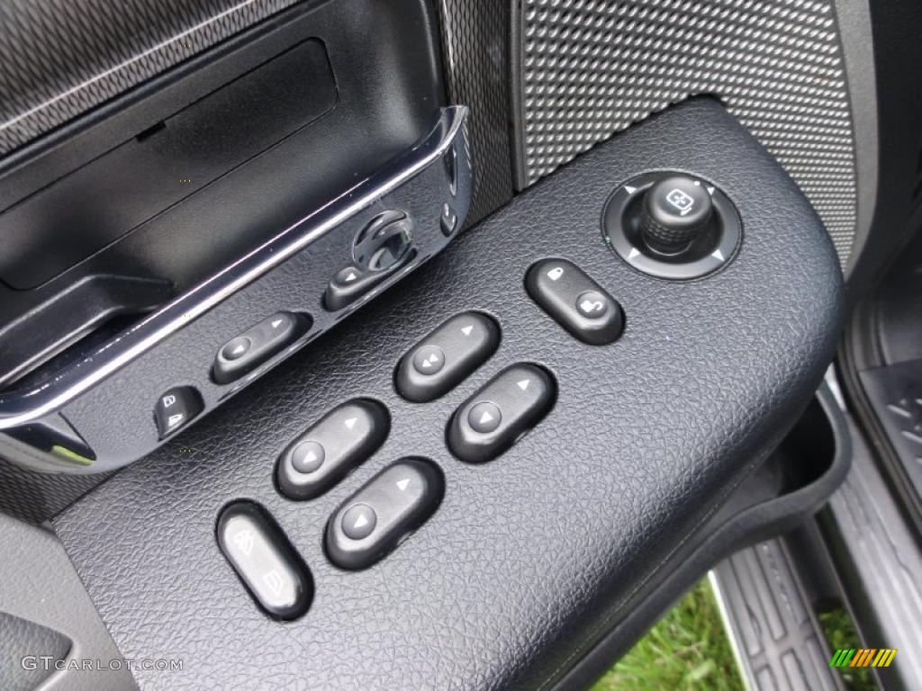 2006 F150 FX4 SuperCrew 4x4 - Black / Black/Medium Flint photo #15