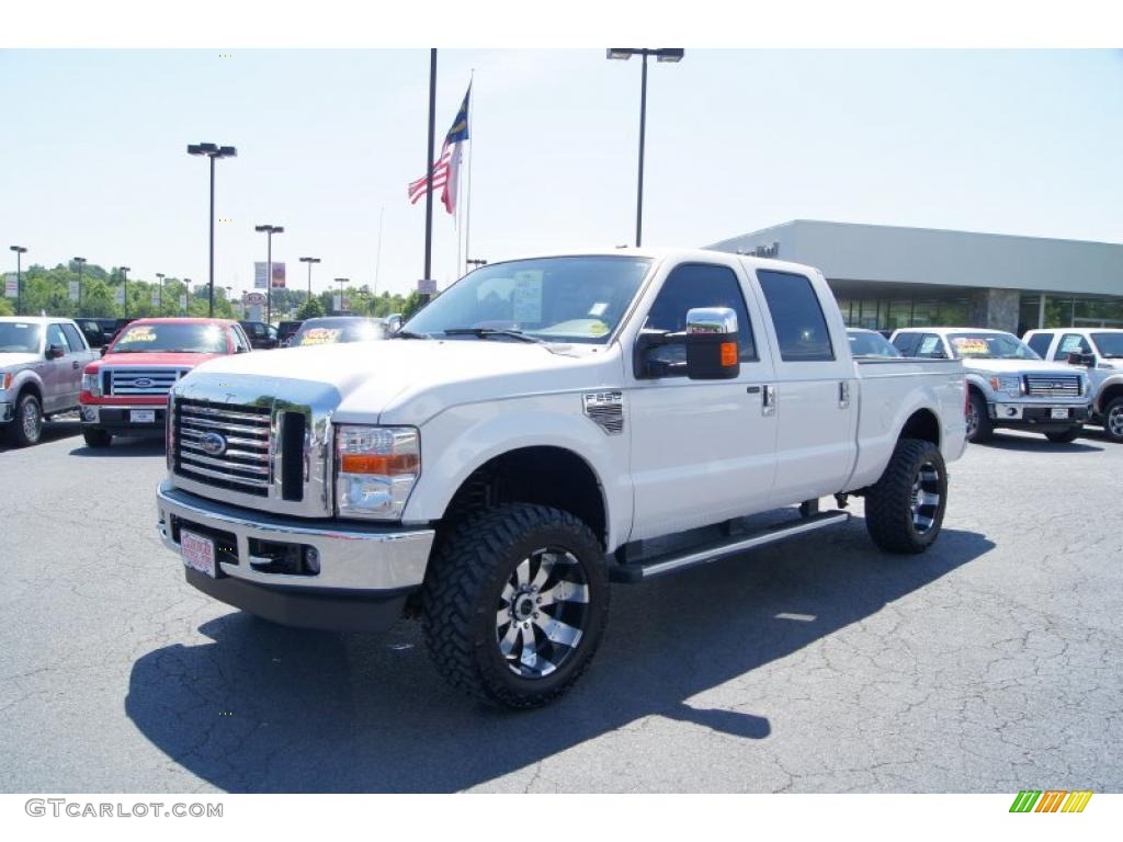 Oxford White 2010 Ford F250 Super Duty Lariat Crew Cab 4x4 Exterior Photo #49610779