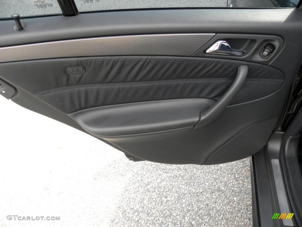 2002 Mercedes-Benz C 32 AMG Sedan Charcoal Door Panel Photo #49610854