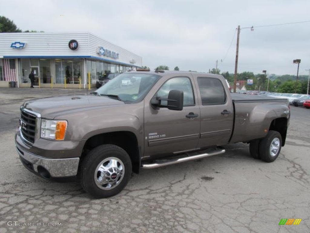 Medium Brown Metallic GMC Sierra 3500HD