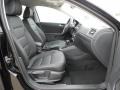Black - Jetta SE Sedan Photo No. 13