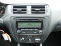 Black - Jetta SE Sedan Photo No. 17