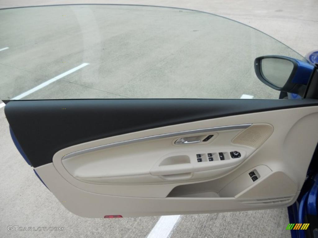 2012 Volkswagen Eos Komfort Cornsilk Beige Door Panel Photo #49613305
