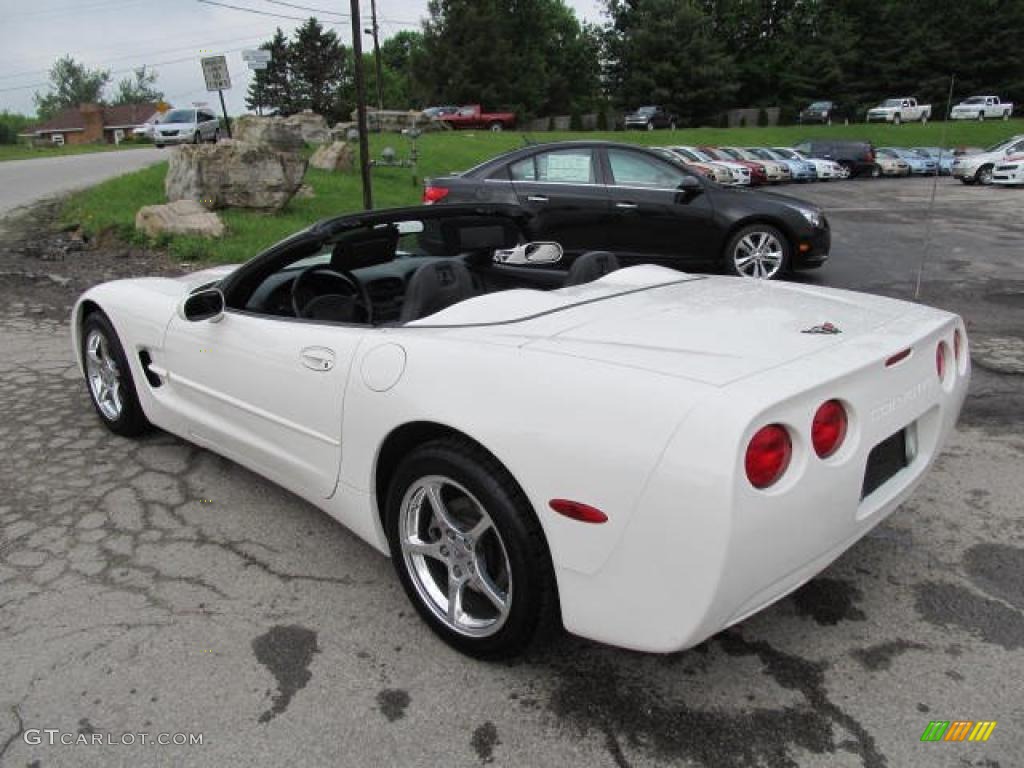 Speedway White 2001 Chevrolet Corvette Convertible Exterior Photo #49613311