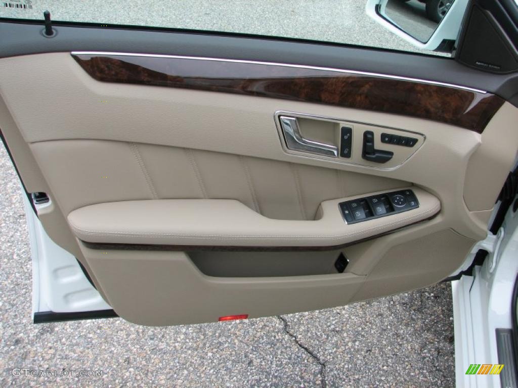 2011 Mercedes-Benz E 350 BlueTEC Sedan Black Door Panel Photo #49615426