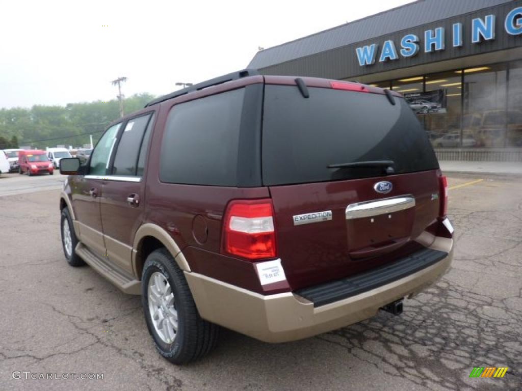 2011 Expedition XLT 4x4 - Royal Red Metallic / Camel photo #2