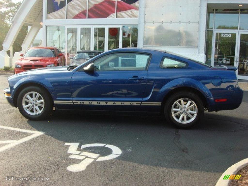 2007 Mustang V6 Premium Coupe - Vista Blue Metallic / Medium Parchment photo #4