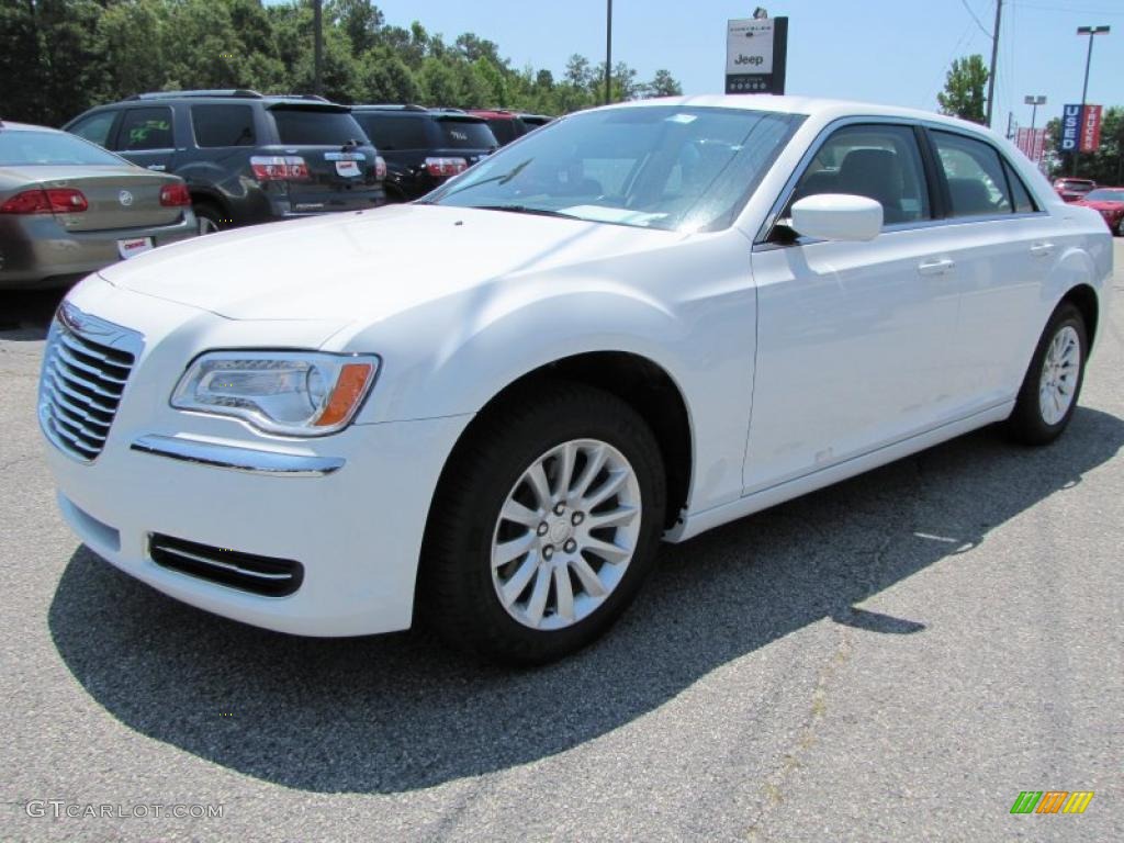 Bright White 2011 Chrysler 300 Standard 300 Model Exterior Photo #49622008
