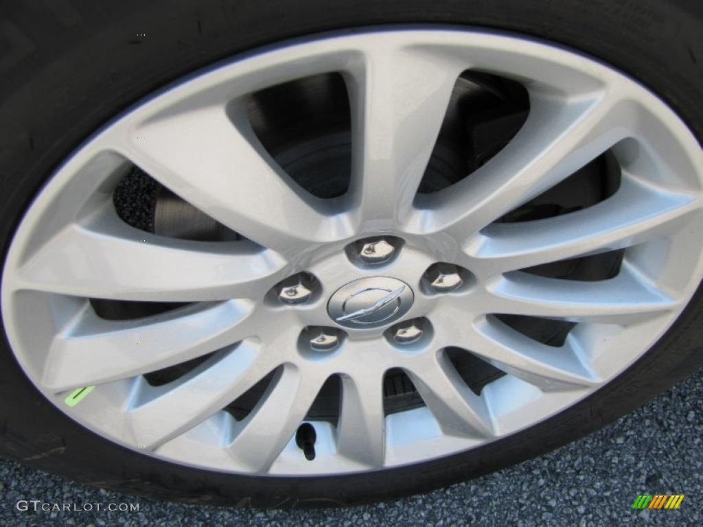 2011 Chrysler 300 Standard 300 Model Wheel Photo #49622122