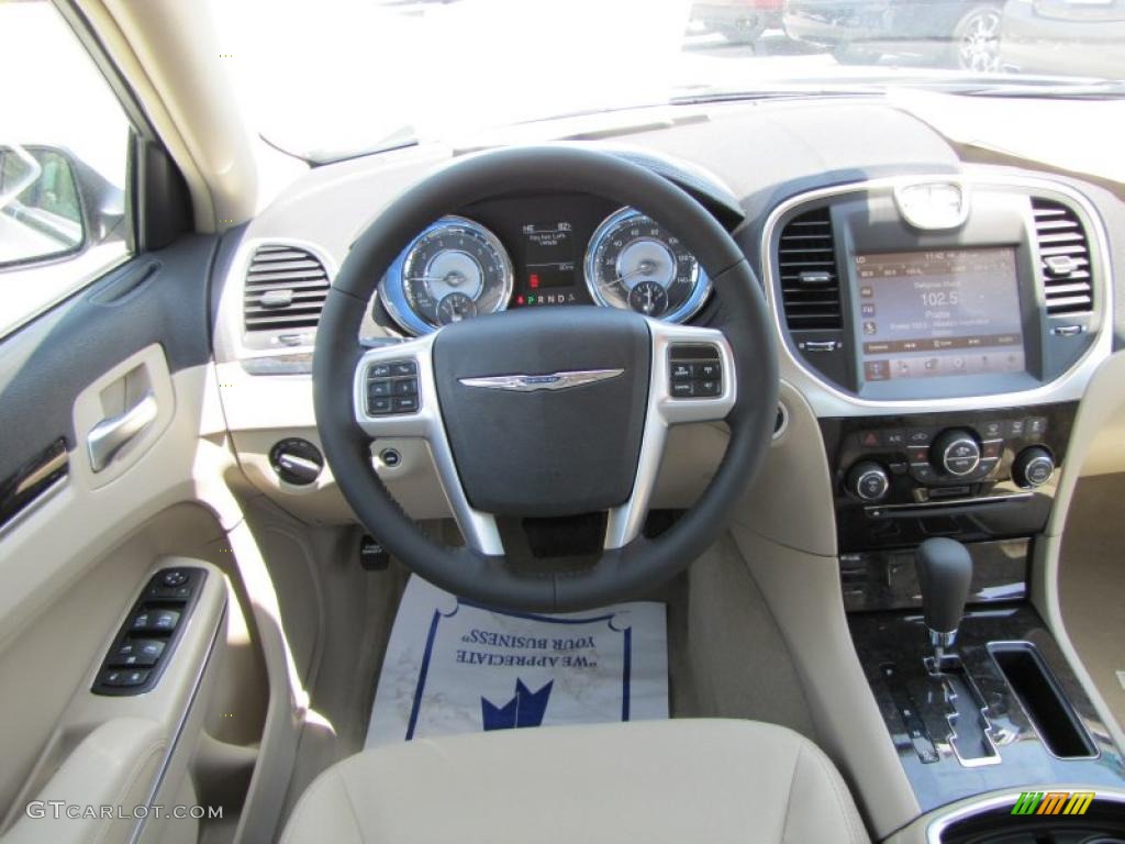 2011 Chrysler 300 Standard 300 Model Black/Light Frost Beige Dashboard Photo #49622218