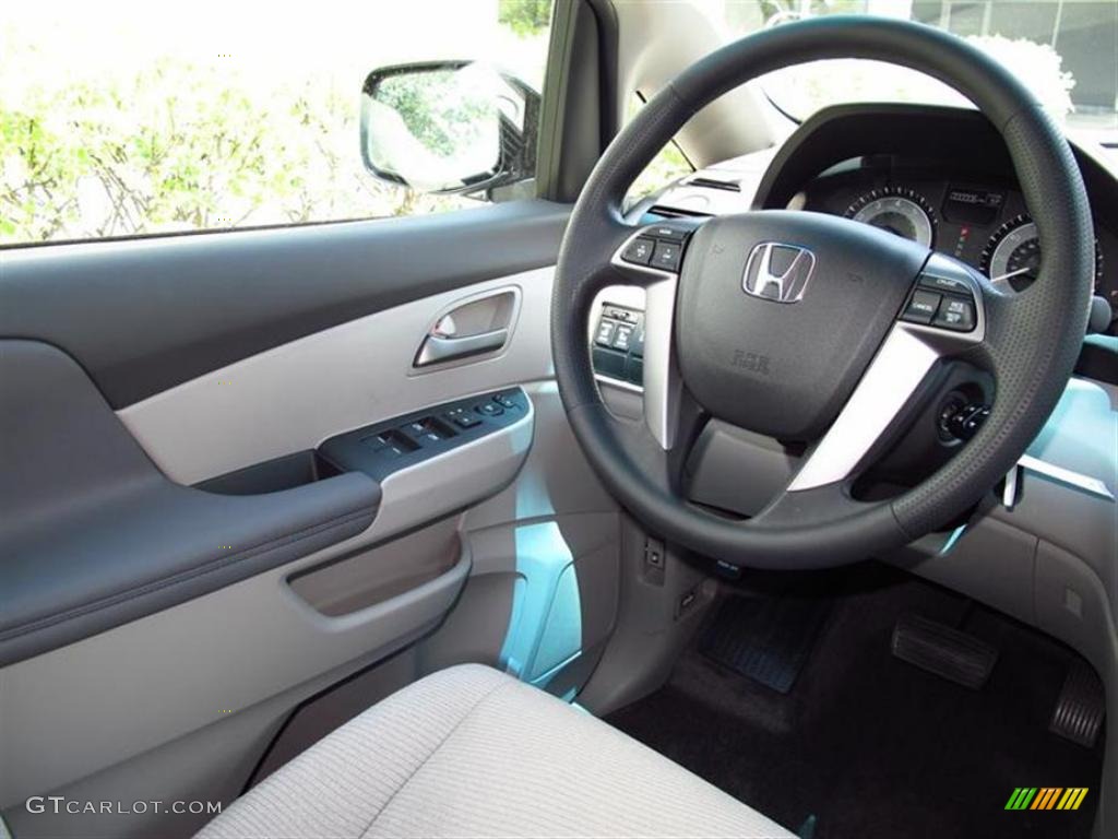 2011 Honda Odyssey EX Controls Photo #49628905