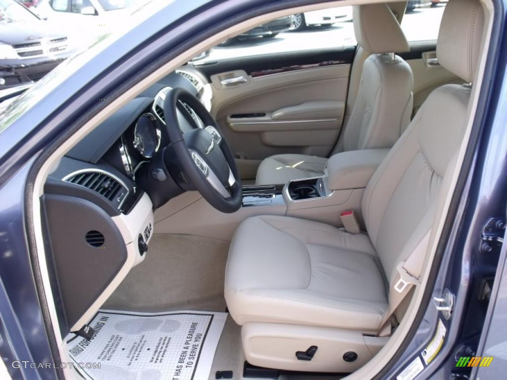 Black Interior 2011 Chrysler 300 Limited Photo #49630400