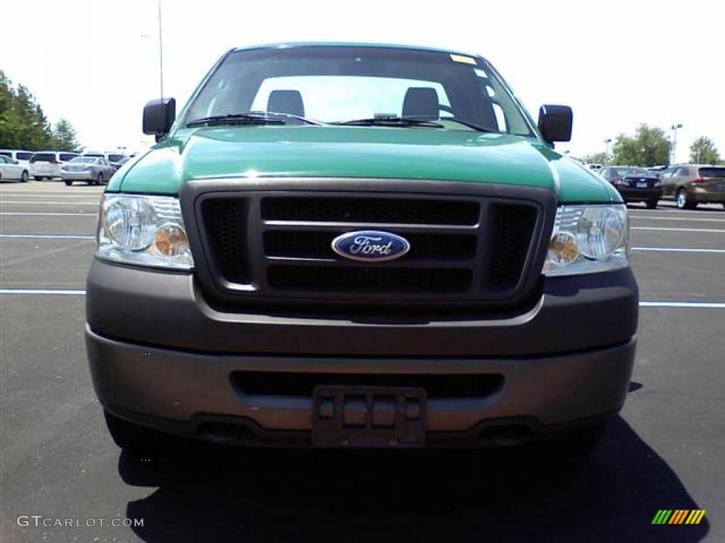 Fleet Green 2007 Ford F150 XL Regular Cab 4x4 Exterior Photo #49631438