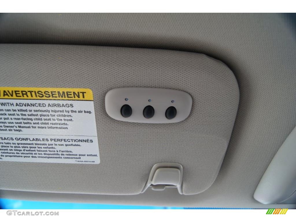 2011 Ford Fusion Hybrid Controls Photo #49633334