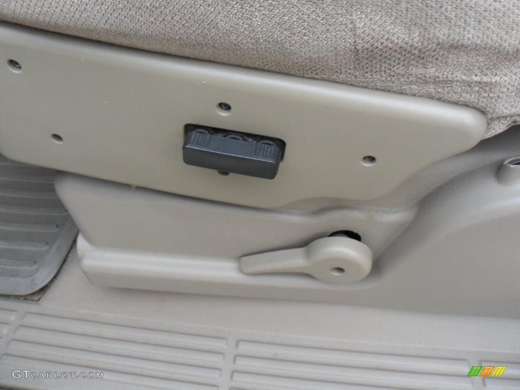 2007 Sierra 2500HD Classic SLE Extended Cab 4x4 - Cashmere Metallic / Neutral photo #12
