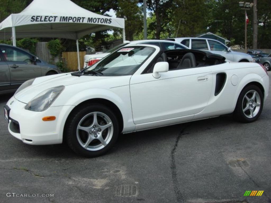 2002 MR2 Spyder Roadster - Super White / Black photo #2