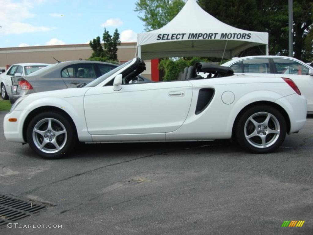 2002 MR2 Spyder Roadster - Super White / Black photo #3