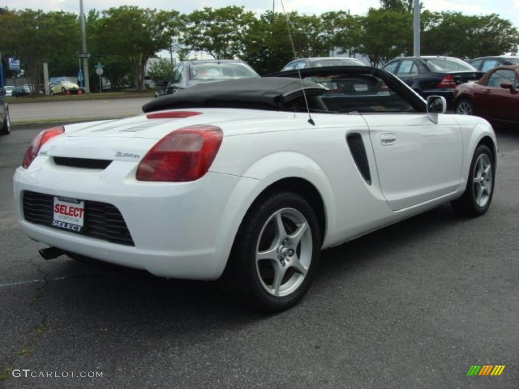 2002 MR2 Spyder Roadster - Super White / Black photo #6