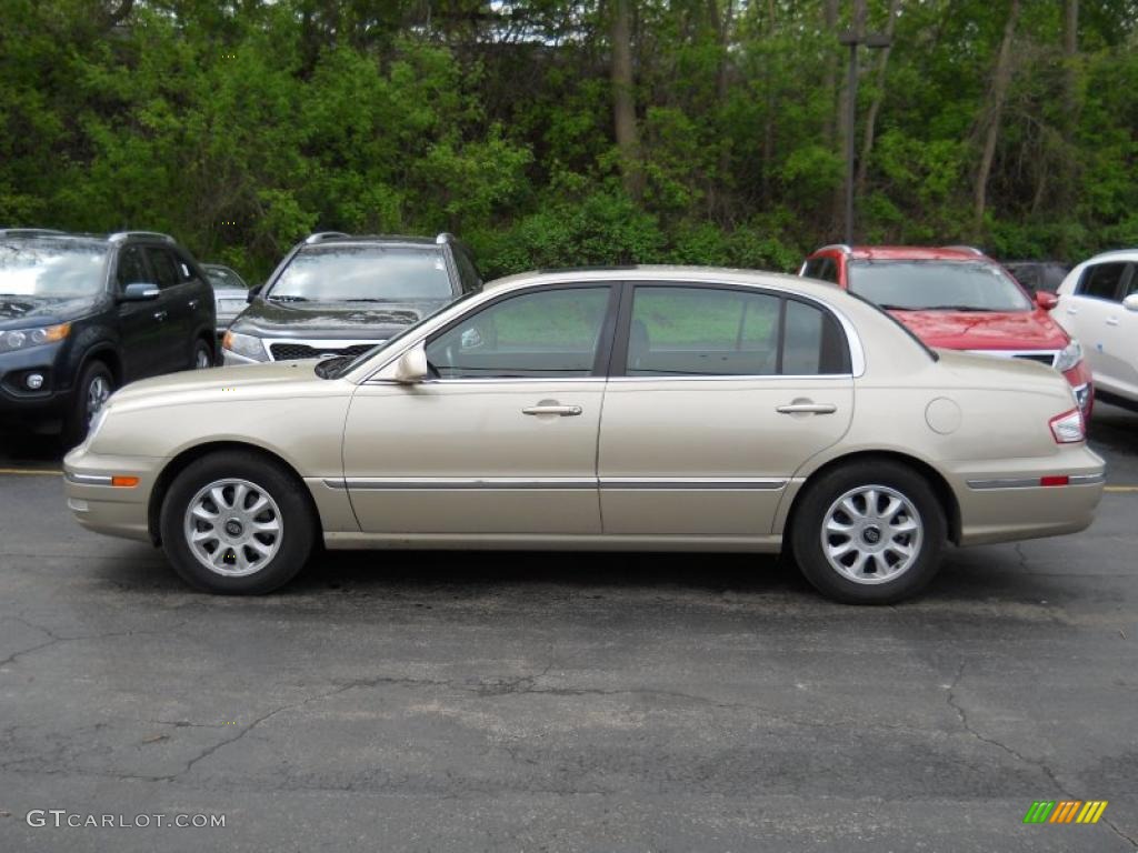 Light Almond Beige 2006 Kia Amanti Standard Amanti Model Exterior Photo #49635605