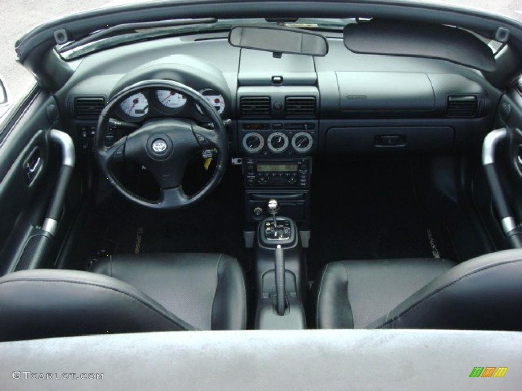 2002 Toyota MR2 Spyder Roadster Black Dashboard Photo #49635680