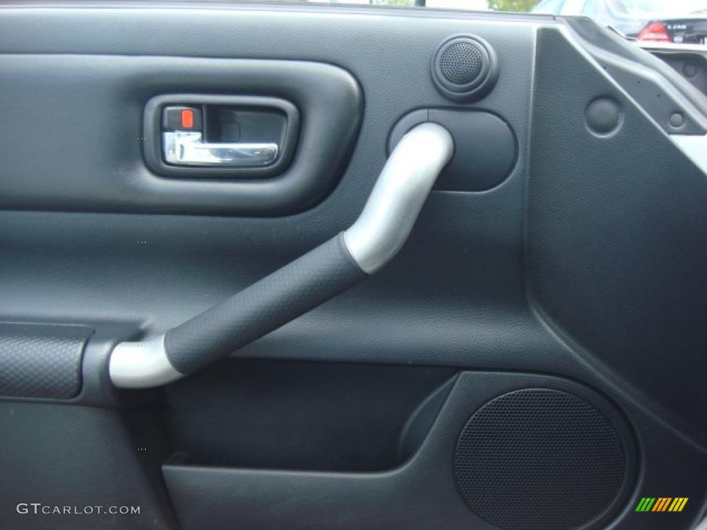 2002 Toyota MR2 Spyder Roadster Controls Photo #49635710