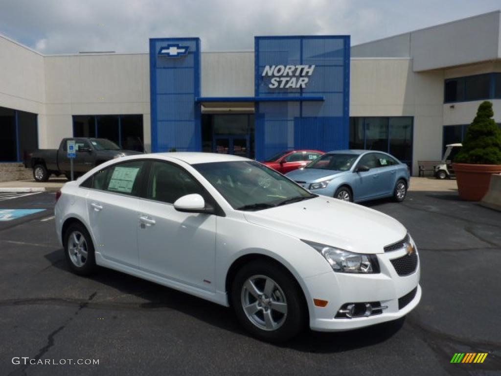 2011 Cruze LT/RS - Summit White / Jet Black/Sport Red photo #1