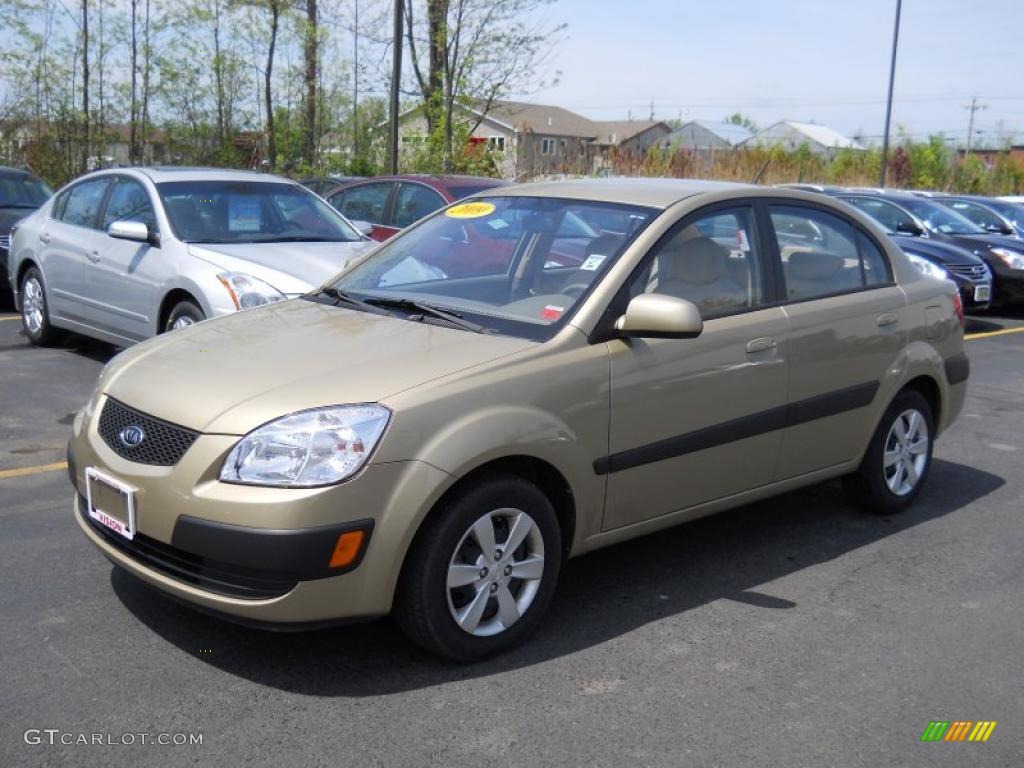 2009 Rio LX Sedan - Cashmere Beige / Beige photo #1