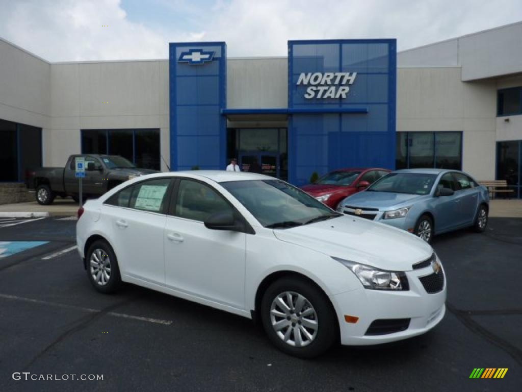 2011 Cruze LS - Summit White / Jet Black/Medium Titanium photo #1