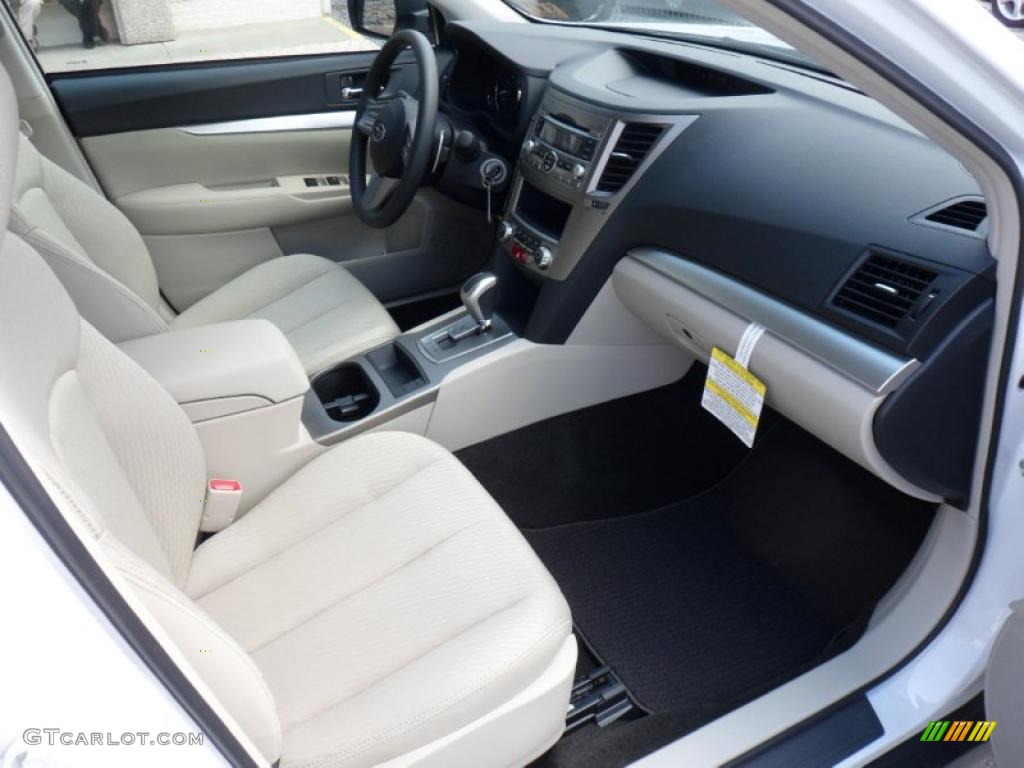 Warm Ivory Interior 2011 Subaru Outback 2.5i Wagon Photo #49641863