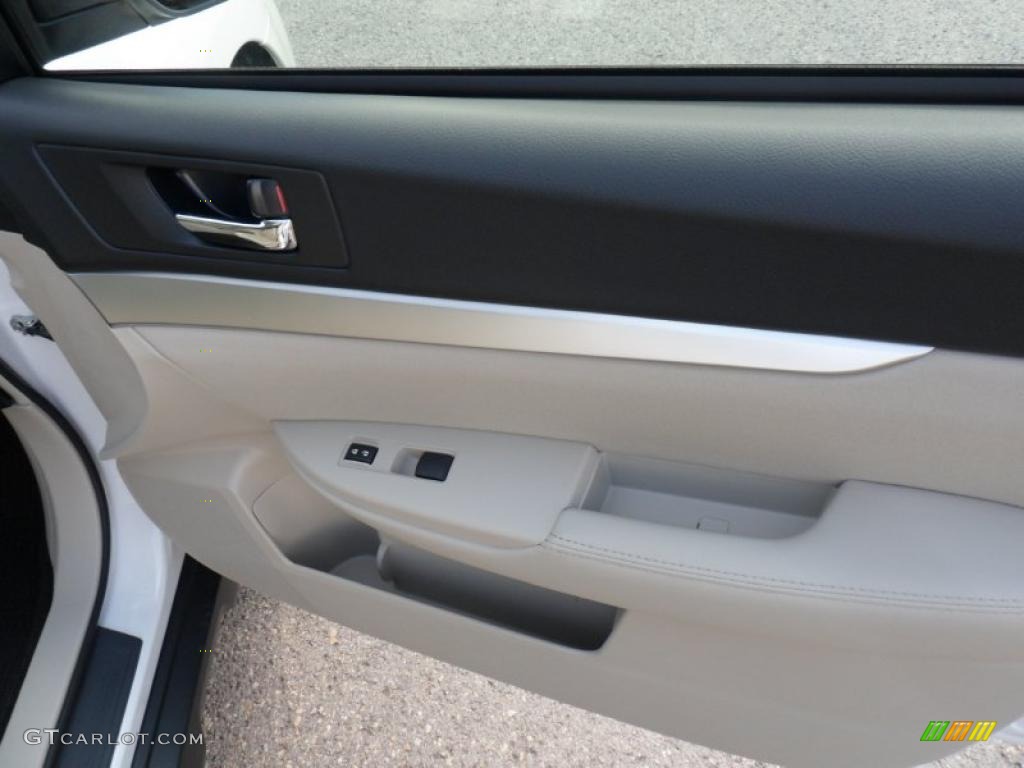 2011 Subaru Outback 2.5i Wagon Warm Ivory Door Panel Photo #49642025
