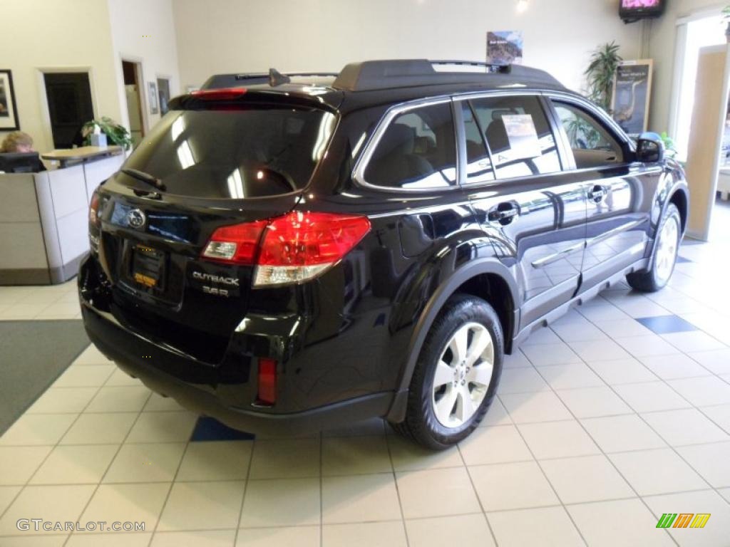 2011 Outback 3.6R Limited Wagon - Crystal Black Silica / Warm Ivory photo #11