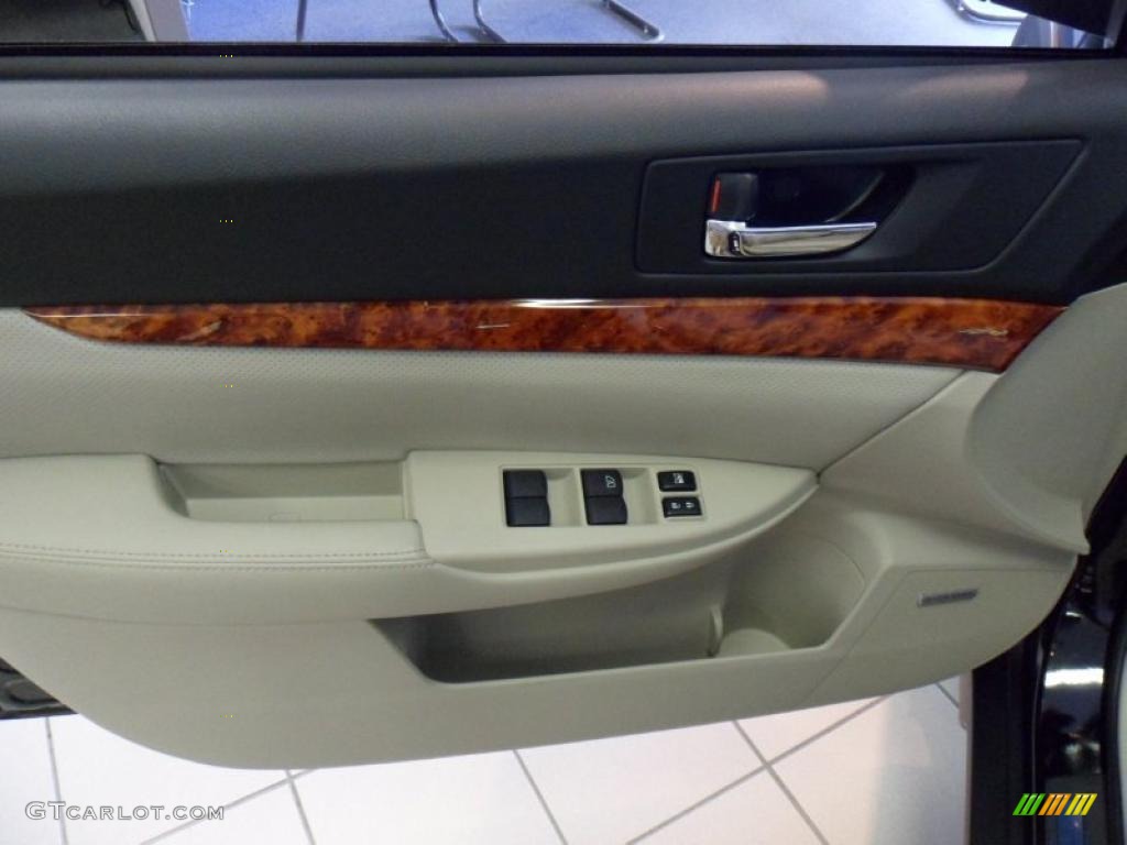 2011 Outback 3.6R Limited Wagon - Crystal Black Silica / Warm Ivory photo #15
