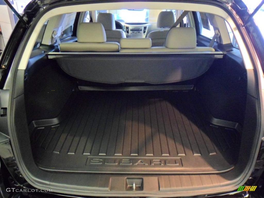 2011 Outback 3.6R Limited Wagon - Crystal Black Silica / Warm Ivory photo #18