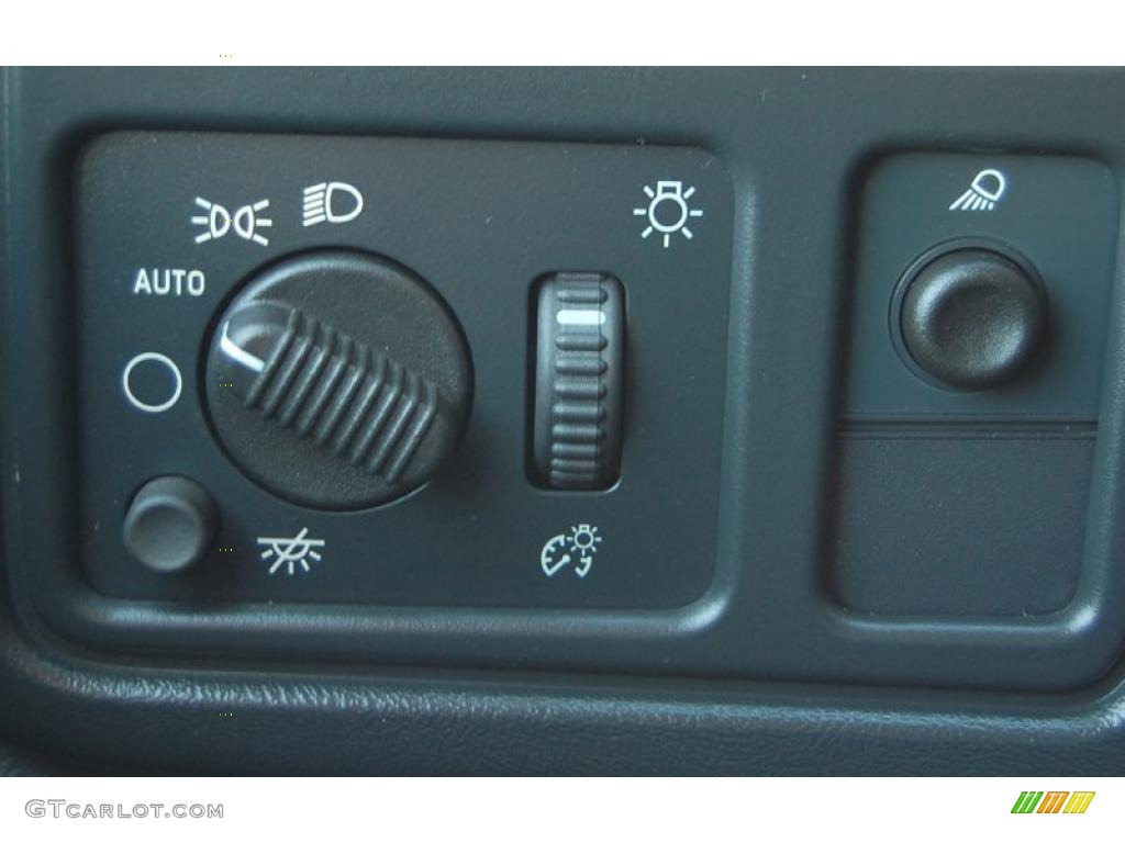 2007 Chevrolet Silverado 3500HD Regular Cab Chassis Dump Truck Controls Photo #49645124
