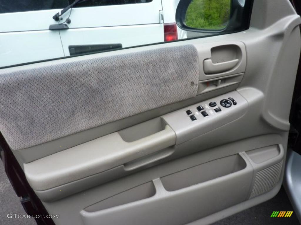 2004 Dakota SLT Quad Cab 4x4 - Deep Molten Red Pearl / Dark Slate Gray photo #11
