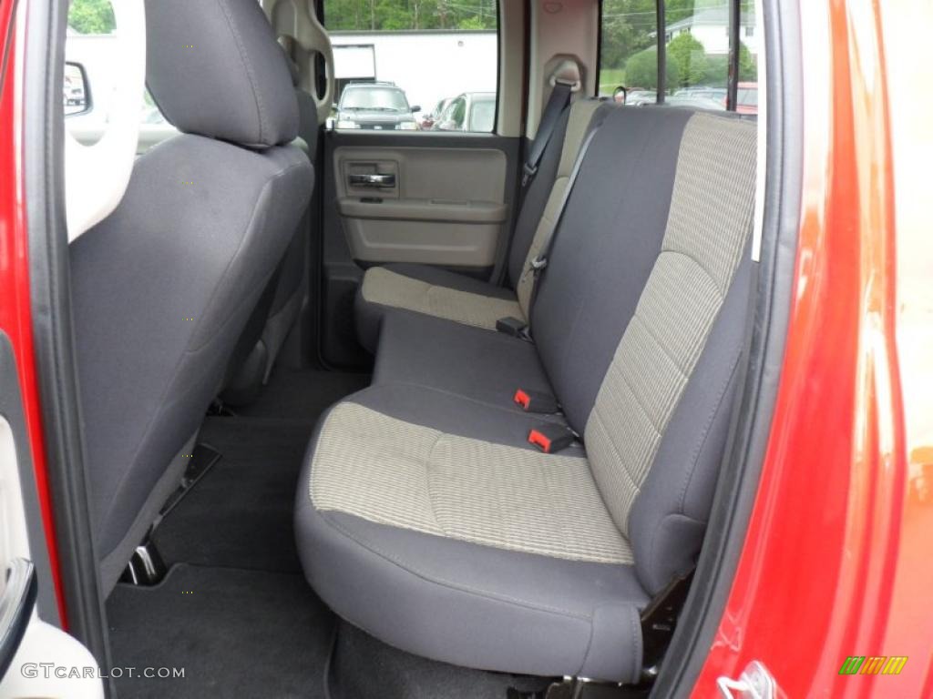 2011 Ram 1500 SLT Quad Cab 4x4 - Flame Red / Dark Slate Gray/Medium Graystone photo #13