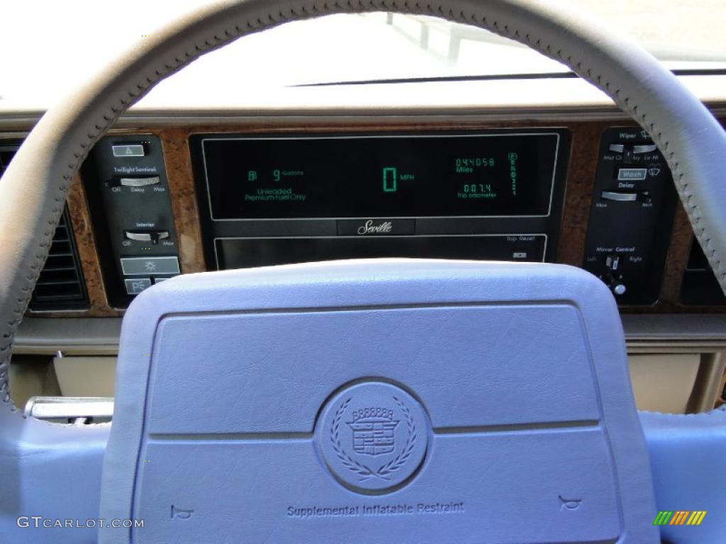 1990 Cadillac Seville STS Beige Steering Wheel Photo #49647662