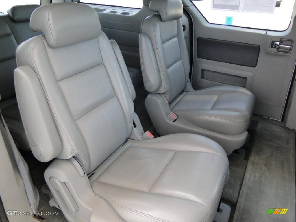 Flint Grey Interior 2004 Ford Freestar Limited Photo #49648649