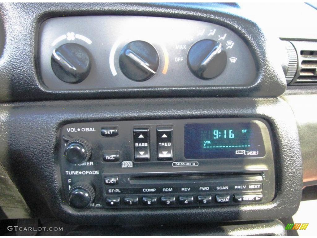 1995 Chevrolet Camaro Z28 Coupe Controls Photo #49649084