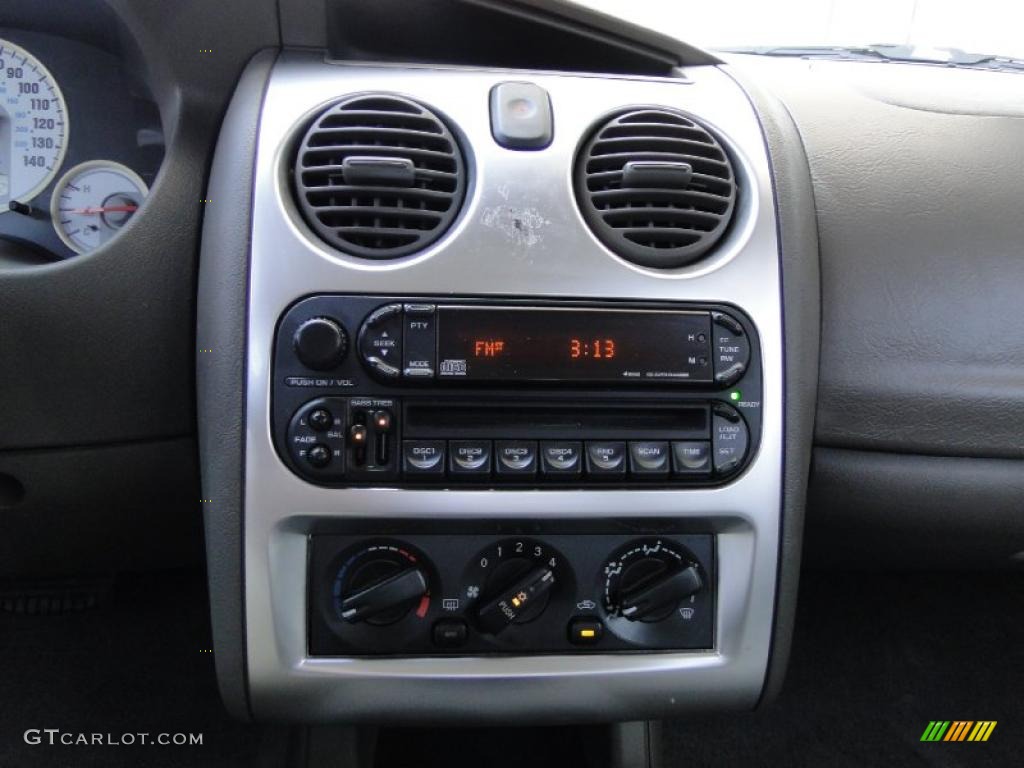 2004 Dodge Stratus SXT Coupe Controls Photo #49649420