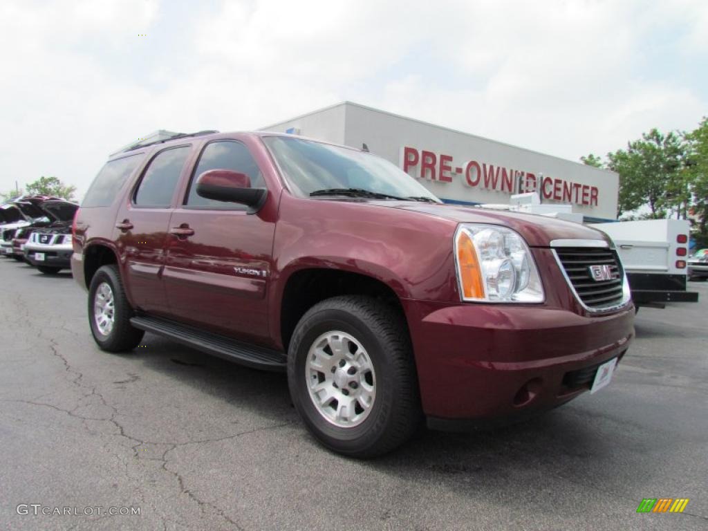 2008 Yukon SLE - Sonoma Red Metallic / Light Tan photo #1